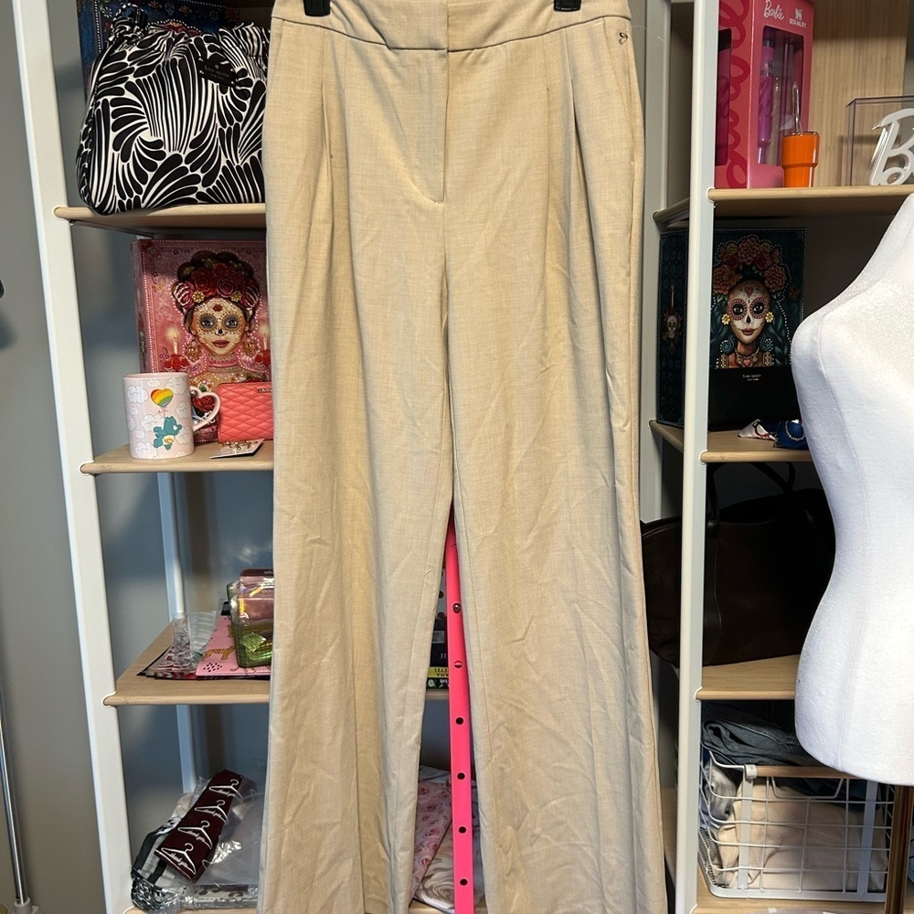 House of Harlow NWOT size 6 Beige Wide-Leg Trousers
